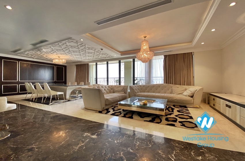 Modern and luxurious 3 bedroom apartment for rent in Hoang Thanh Tower.